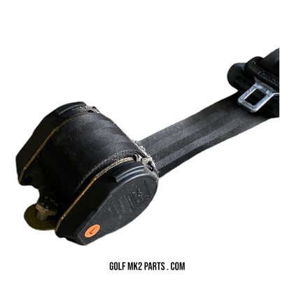Seatbelt front left